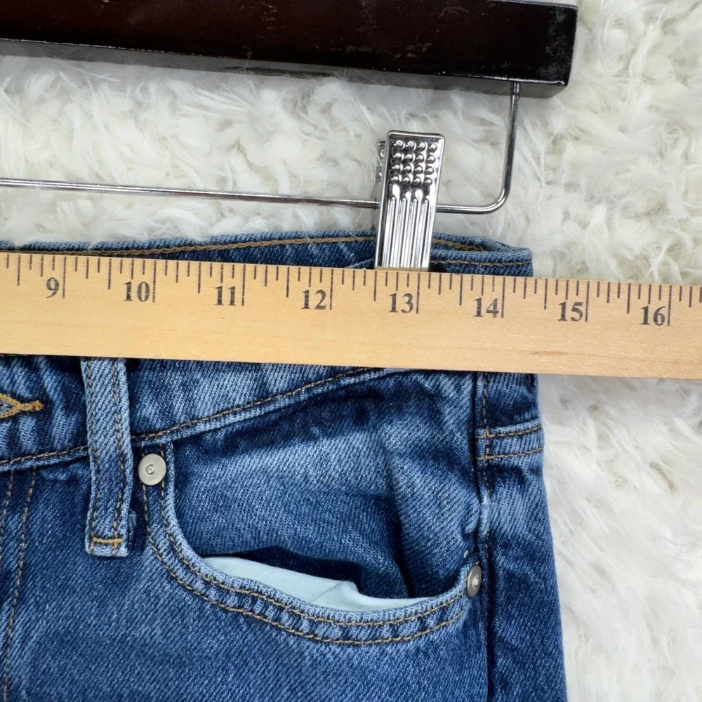 Banana Republic good flaws